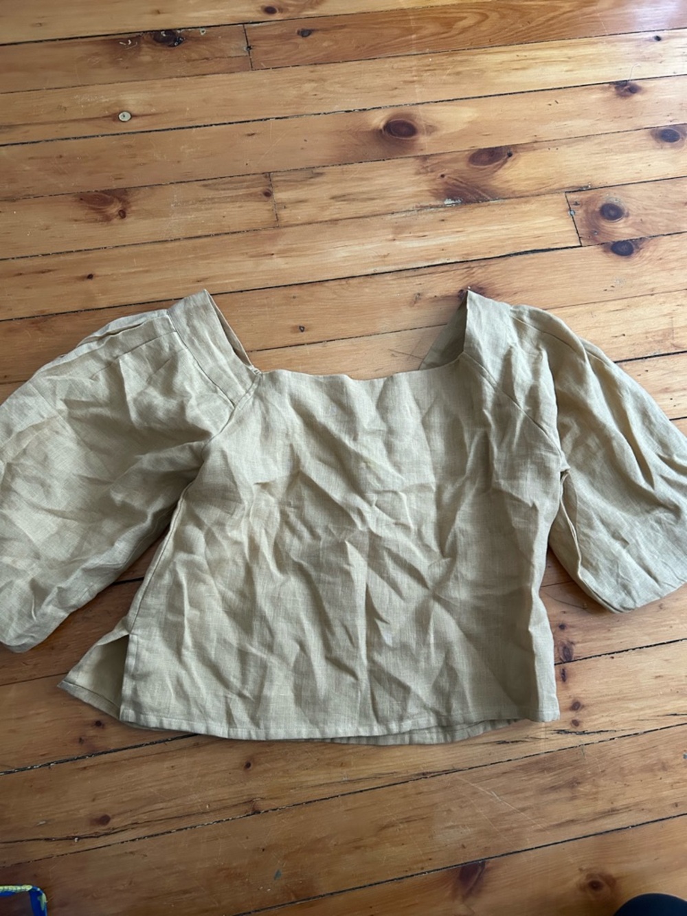 LAUDE THE LABEL linen top tan M